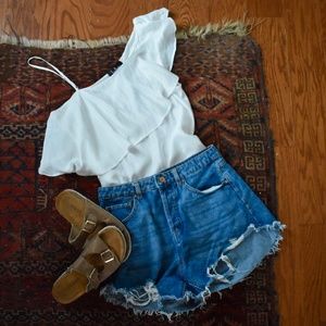 Chic One Shoulder Top